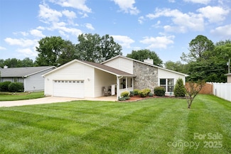 9319 Chislehurst Rd, Mint Hill, NC 28227