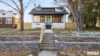 1216 Warren St, Davenport, IA 52804