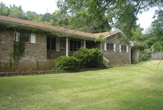 6290 S Skyline Dr, Douglasville, GA 30135