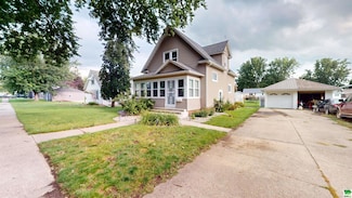 314 W 3rd St, Alta, IA 51002