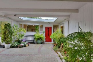 284 La Cuesta Dr, Portola Valley, CA 94028