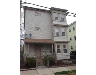 89 Eutaw Ave, Lynn, MA 01902