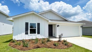 327 Flounder St, Crestview, FL 32539