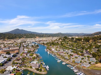 29 Porto Bello Dr, San Rafael, CA 94901