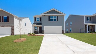 1082 Foxberry Ln, Maiden, NC 28650