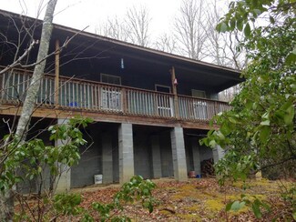 124 Trapper Creek Rd, Tuckasegee, NC 28783