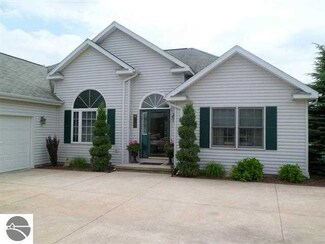 1103 Bundy Dr, Weidman, MI 48893
