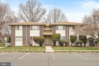 704 Brian Ct, Princeton, NJ 08540