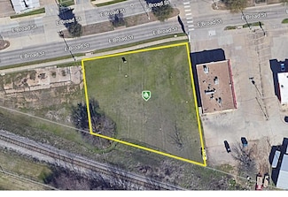 1010 E Broad St, Mansfield, TX 76063