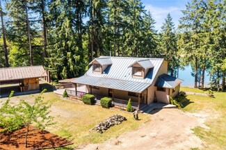16409 Hoff Rd NW, Lakebay, WA 98349