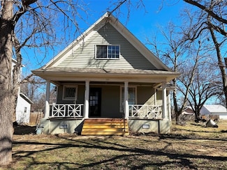 102 S 2nd St, Tonkawa, OK 74653