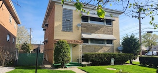 7202 W Crain St, Niles, IL 60714