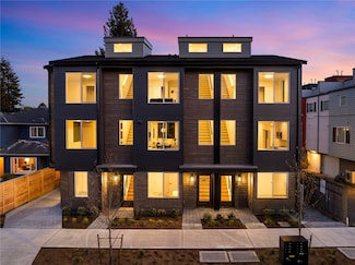 1911 C N 120th St, Seattle, WA 98133