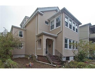 23 Boston St, Somerville, MA 02143