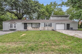 8020 Forest Ave, Kansas City, MO 64131