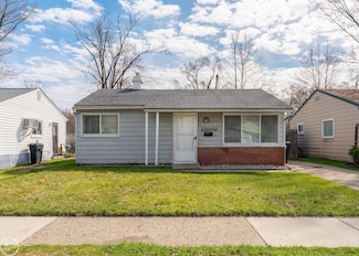 22000 Blackstone St, Oak Park, MI 48237