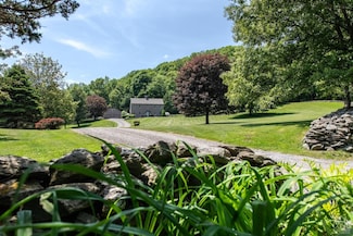 13 Alley Rd, Lagrangeville, NY 12540