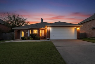 328 Cortland Cir, Roanoke, TX 76262