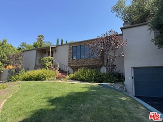 3392 Tareco Dr, Los Angeles, CA 90068
