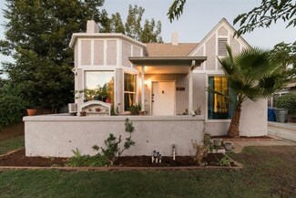 1256 N College Ave, Fresno, CA 93728