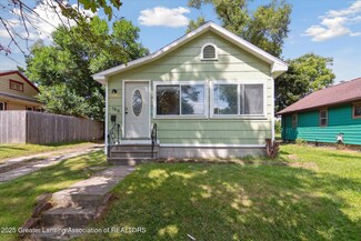 166 W Prospect St, Jackson, MI 49203