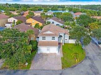 5381 SW 38th Way, Fort Lauderdale, FL 33312