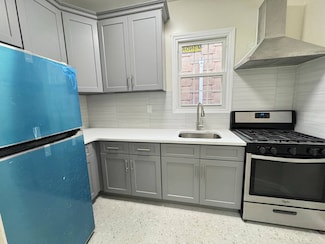 250 E 207th St Unit 2B, Bronx, NY 10467