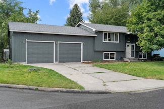 5105 N Tiara Ct, Otis Orchards, WA 99027