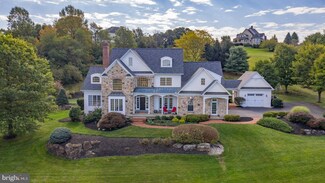 1525 Bette Ln, Hellertown, PA 18055