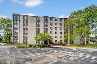 9740 S Pulaski Rd Unit 9740306, Oak Lawn, IL 60453