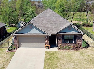 2370 Double Bogey Ln, Farmington, AR 72730