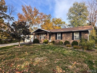 308 Forest Run Dr, Eureka, MO 63025