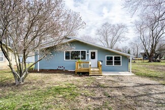 1241 Clay St, Austin, IN 47102