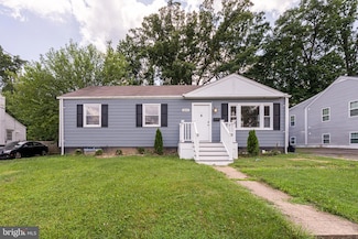 4144 Addison Rd, Fairfax, VA 22030