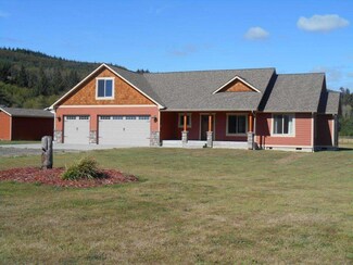 50 Elk Ridge Dr, Cathlamet, WA 98612