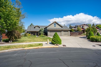 2144 NW Spruce Ct, Redmond, OR 97756