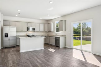3029 Dalton Cir, Suffolk, VA 23435