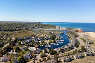 92 Marina Dr, Manistee, MI 49660