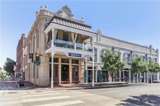 450 Julia St Unit 3B, New Orleans, LA 70130