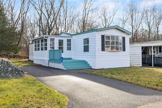 22 Southway, Taunton, MA 02780