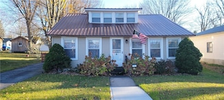 340 E Joseph St, Cape Vincent, NY 13618