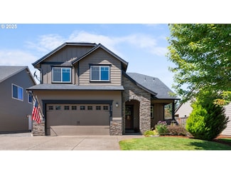 218 Finneys Ave, Molalla, OR 97038