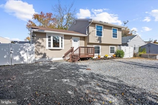 312 Londontown Rd, Edgewater, MD 21037