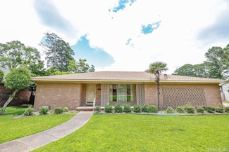 1706 W Block St, El Dorado, AR 71730