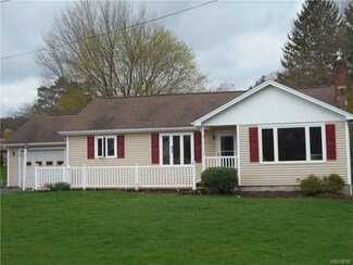 10016 Trevett Rd, Boston, NY 14025