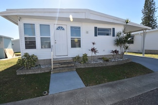 432 Molokai Ln, Largo, FL 33770