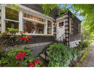 1327 SE 37th Ave Unit 2, Portland, OR 97214