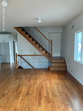 226 Seaview Ave Unit 1B, Staten Island, NY 10305