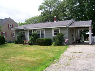 76 Douglas St, Haverhill, MA 01830