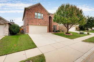 10008 Sedgewick Rd, Fort Worth, TX 76244